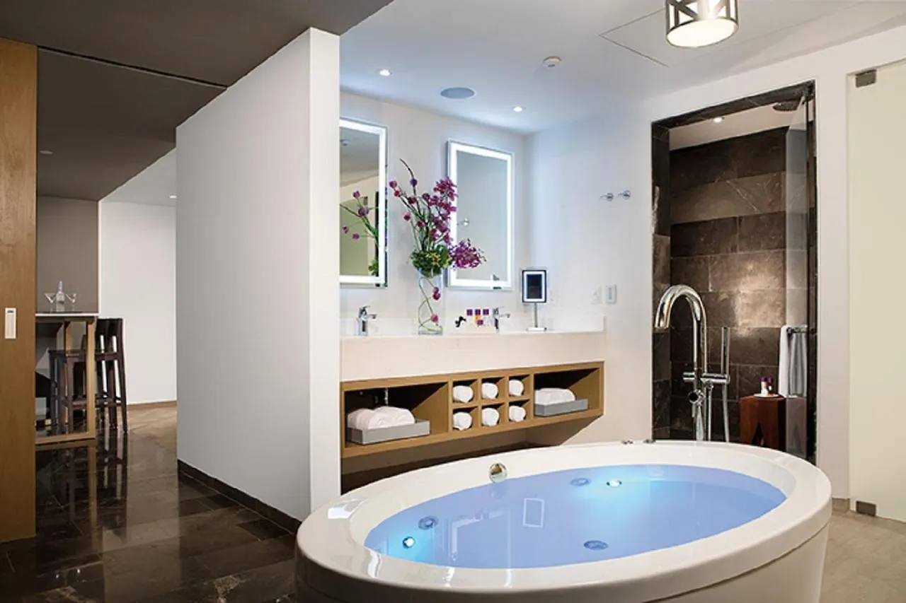 Secrets Riviera Cancun Resort & Spa (Adults Only) بويرتو موريلوس