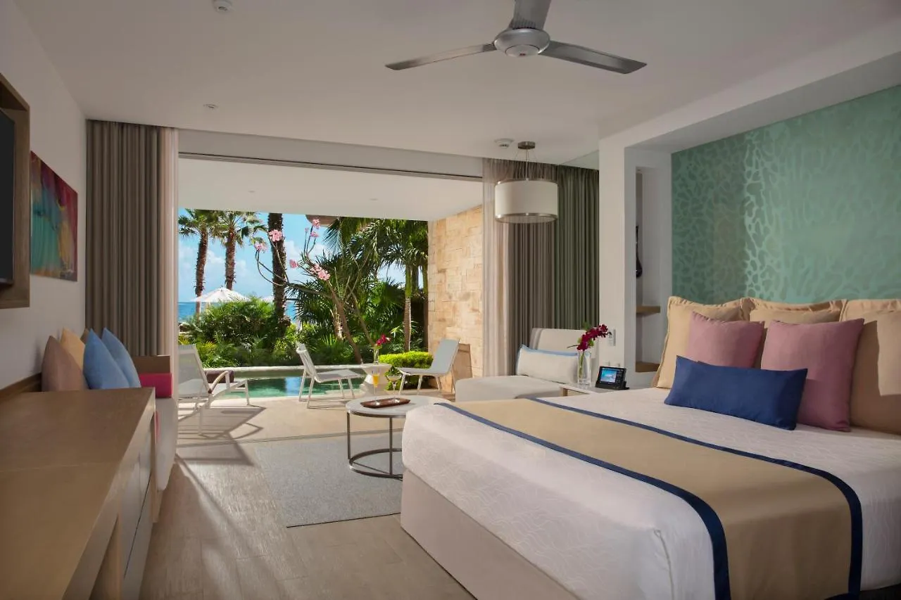 Secrets Riviera Cancun Resort & Spa (Adults Only) بويرتو موريلوس